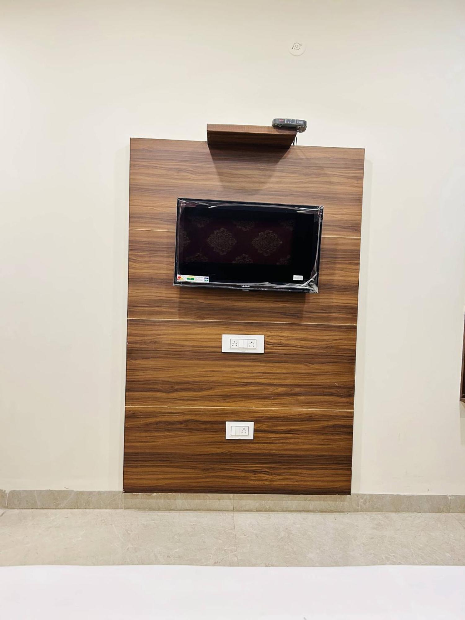 Hotel Woodlark Zirakpur Chandigarh !! Top Rated & Most Awarded Properties In Tricity !! Exterior foto
